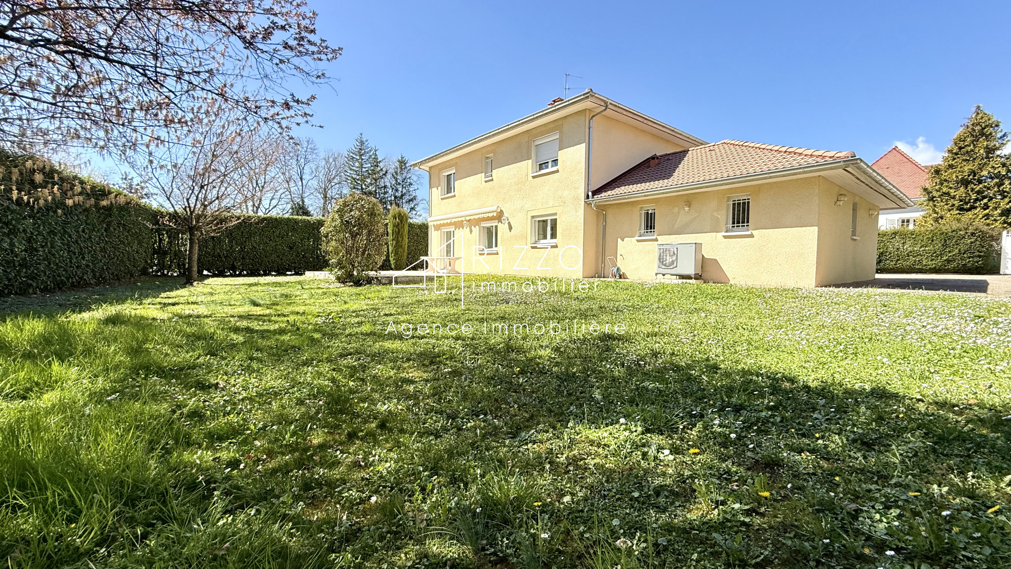 Maison familiale au calme à Prévessin