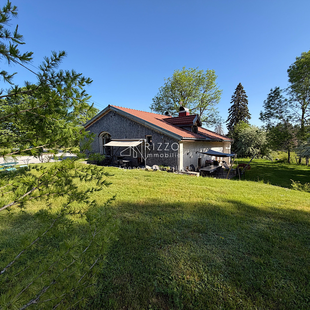 DOMAINE TOURISTIQUE D'EXCEPTION AU COEUR DU PARC NATUREL DU H