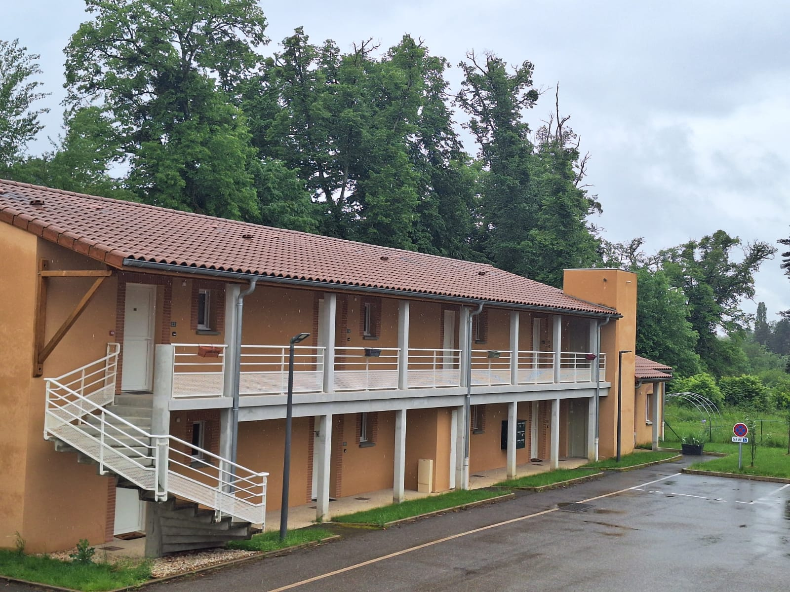 Appartement avec bail commercial