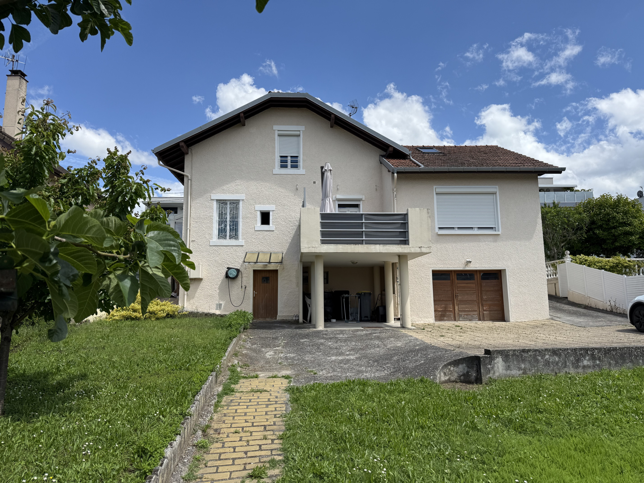 Maison familiale 126 m2 avec terrain constructible   Annemasse