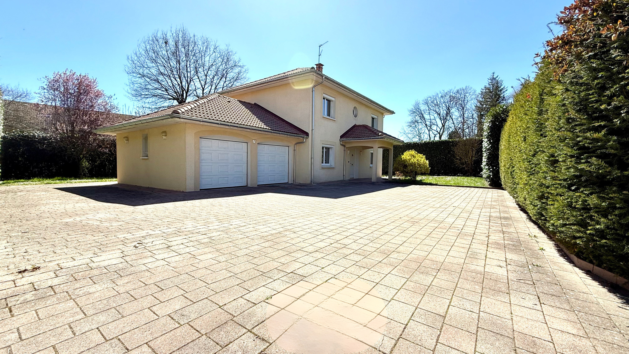 Maison familiale au calme à Prévessin