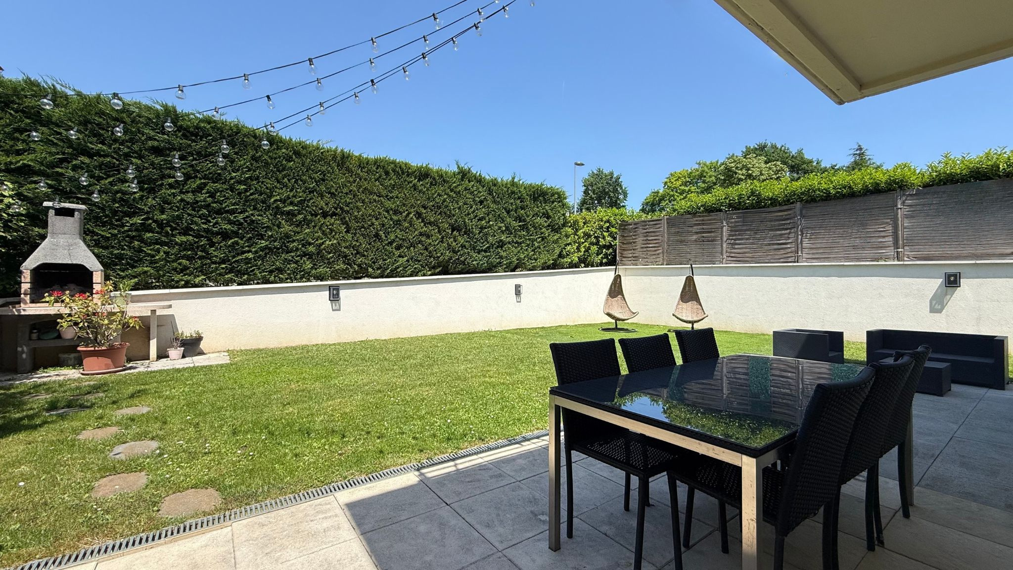 Maison de 110 m2 4 chambres et garage à Prévessin-Moëns