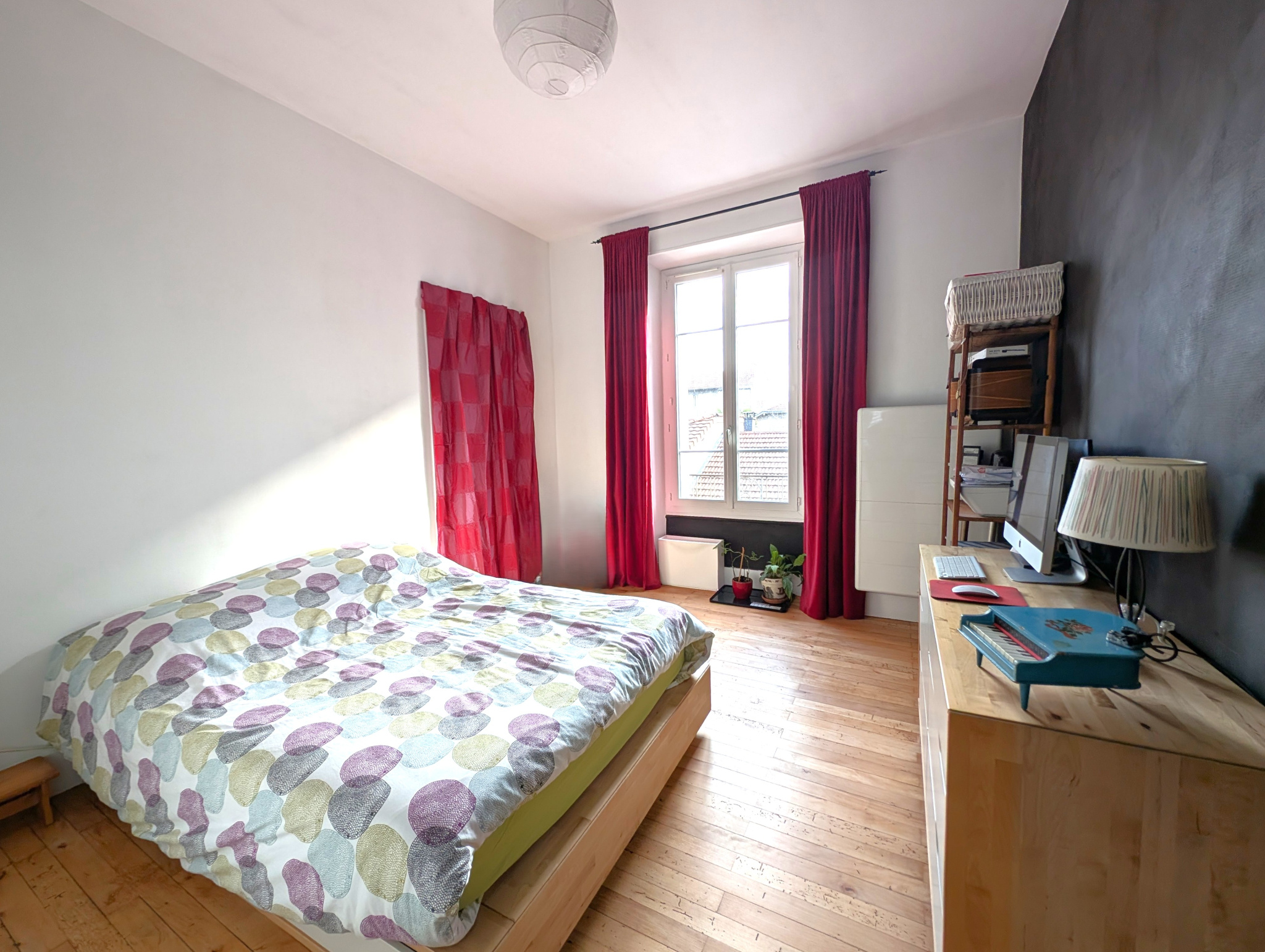 Grenoble centre, T2 rénové de 44m2 avec balcon et cave